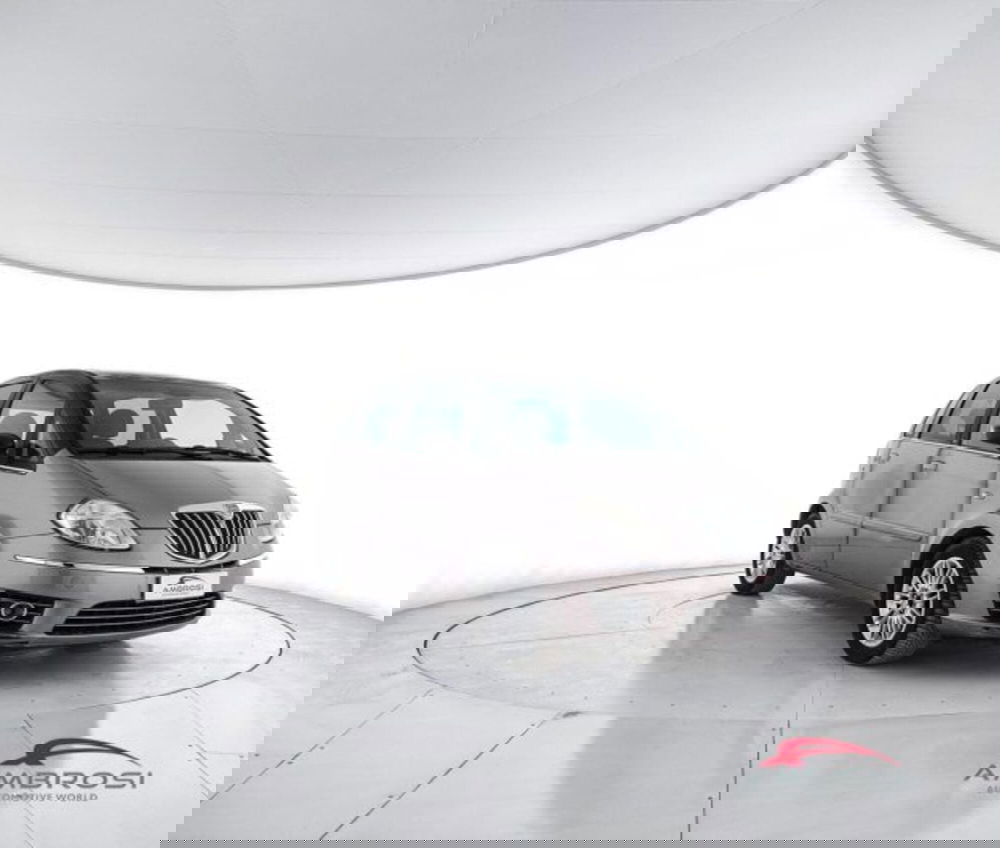 Lancia Musa usata a Perugia (2)