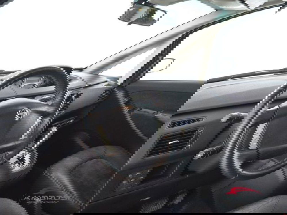 Lancia Musa usata a Perugia (8)