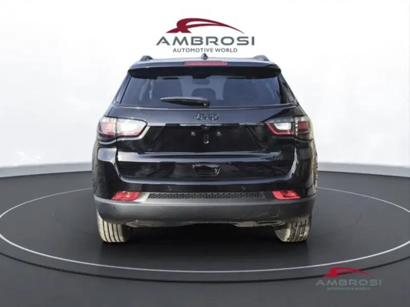 Jeep Compass nuova a Perugia (8)