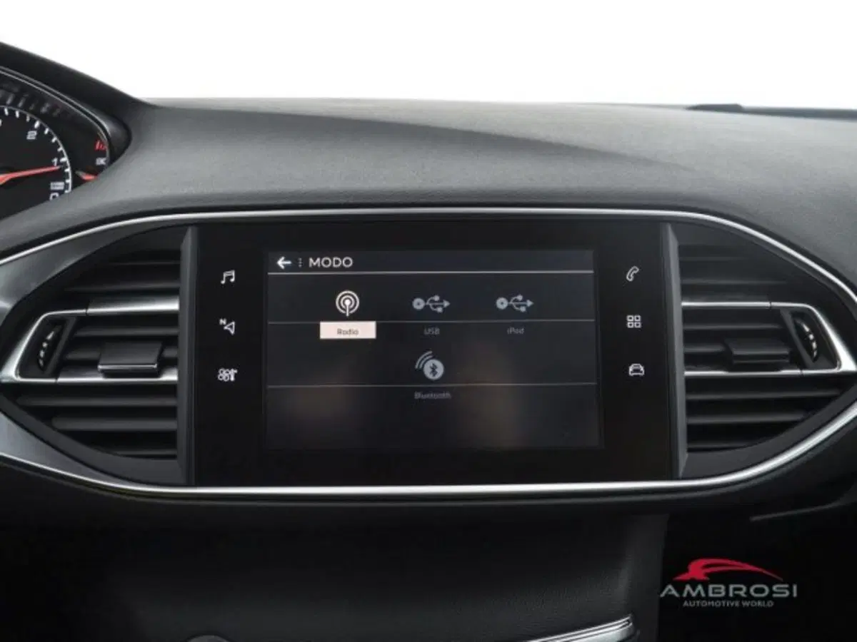 Peugeot 308 SW usata a Perugia (3)