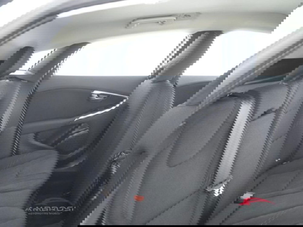 Volvo V40 usata a Perugia (11)