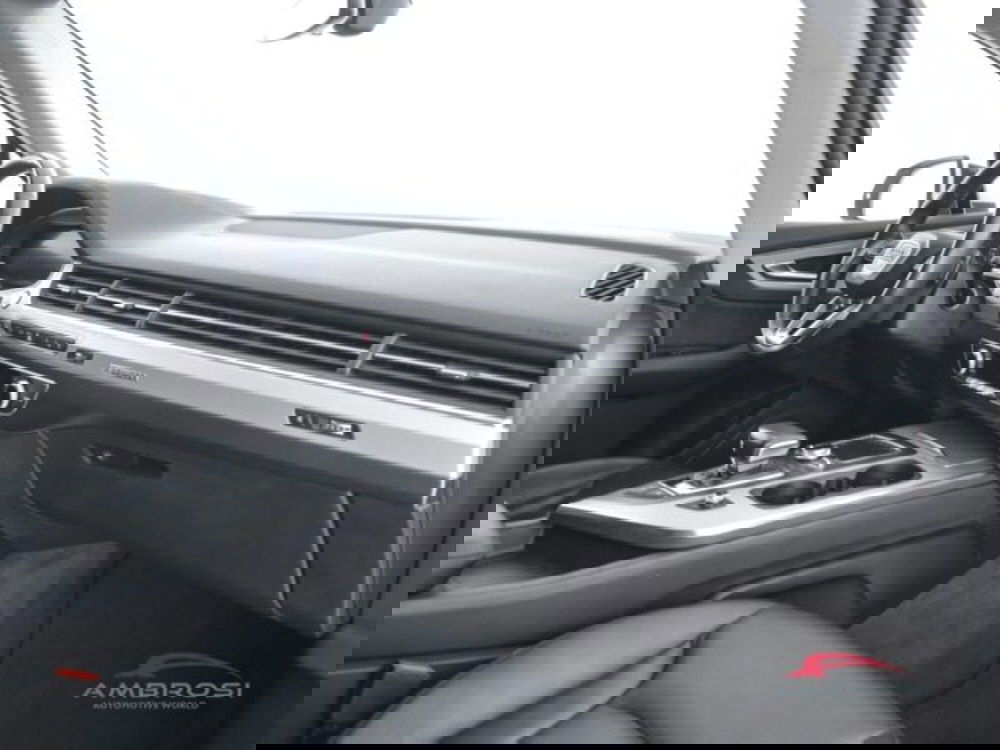 Audi Q7 usata a Perugia (12)