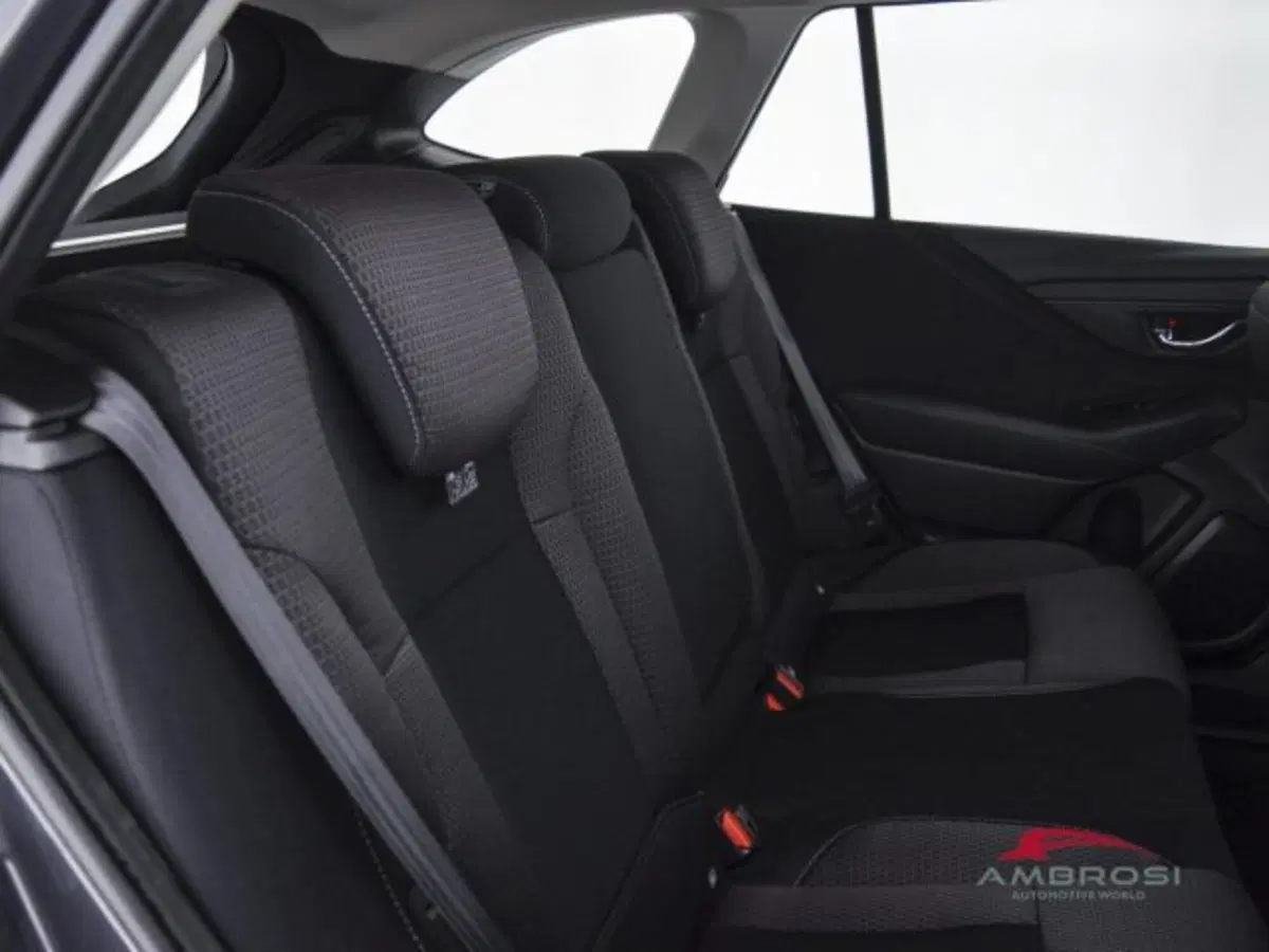 Subaru Outback usata a Perugia (11)