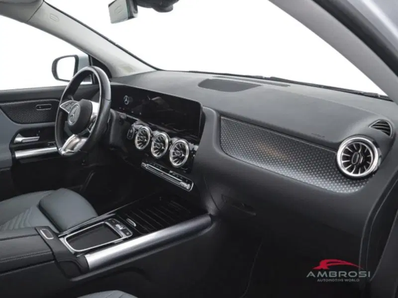 Mercedes-Benz GLA SUV usata a Perugia (12)