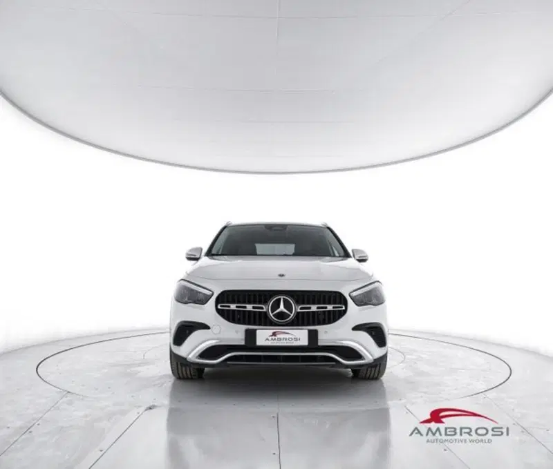 Mercedes-Benz GLA SUV usata a Perugia (5)