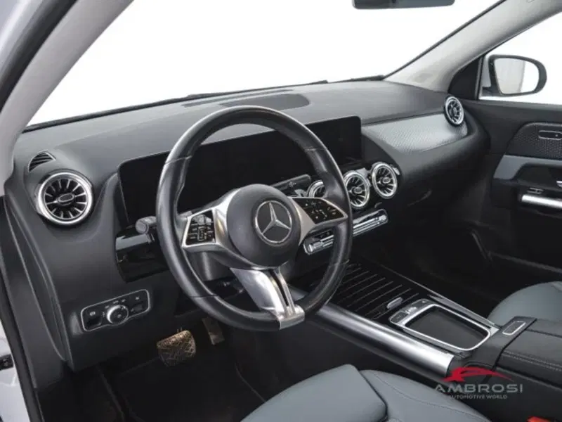 Mercedes-Benz GLA SUV usata a Perugia (8)