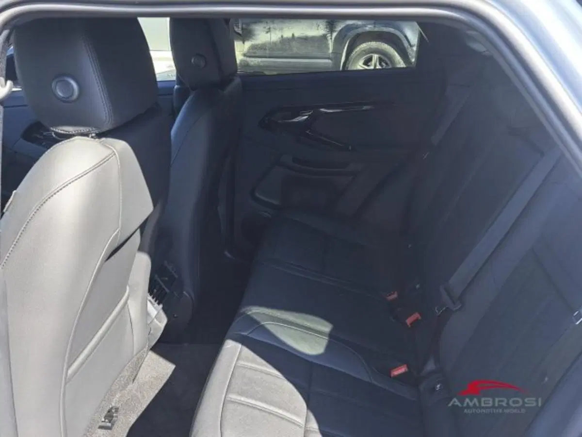 Land Rover Range Rover Evoque nuova a Perugia (10)