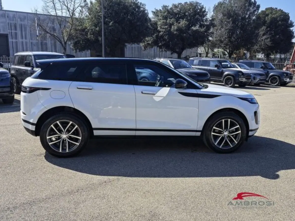 Land Rover Range Rover Evoque nuova a Perugia (5)