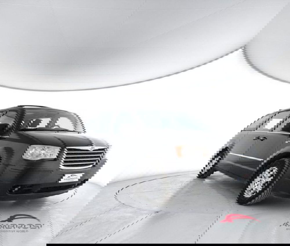 Chrysler Grand Voyager usata a Perugia (2)