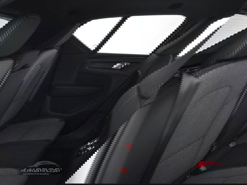 Volvo XC40 usata a Perugia (11)