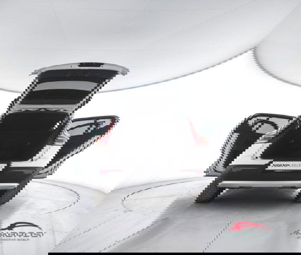 Volvo XC40 usata a Perugia (7)