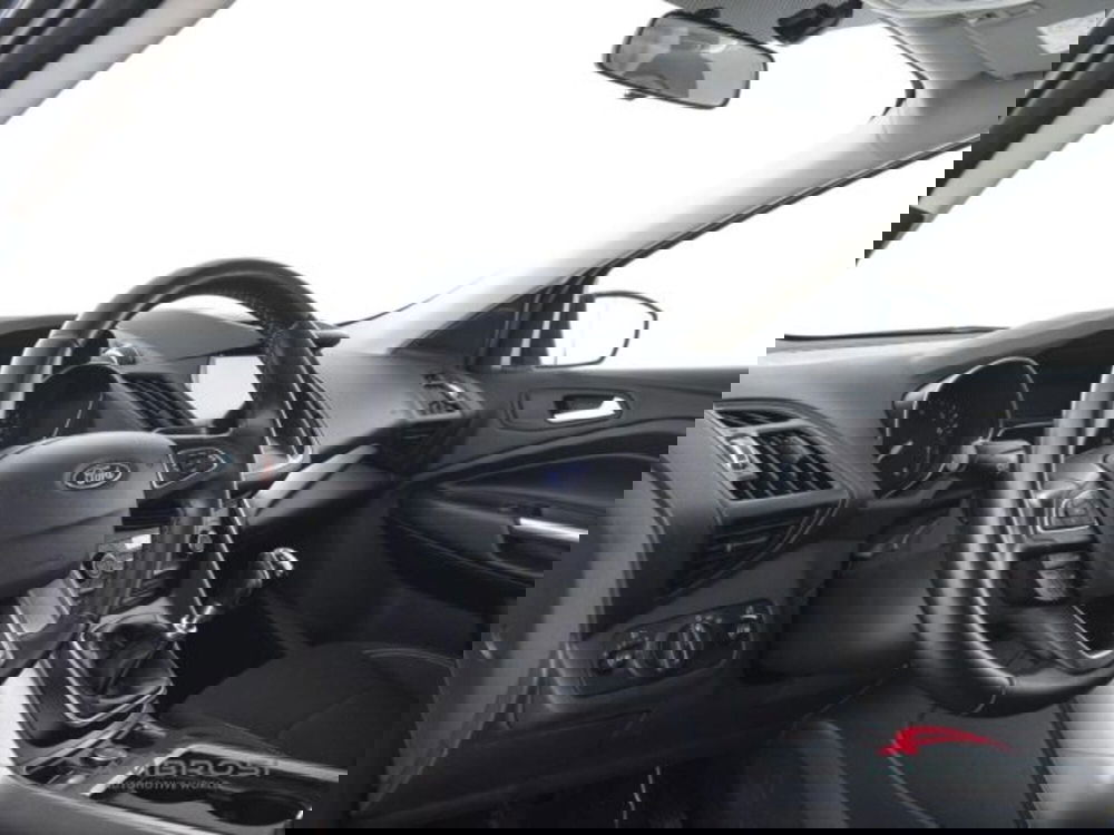 Ford Kuga usata a Perugia (8)