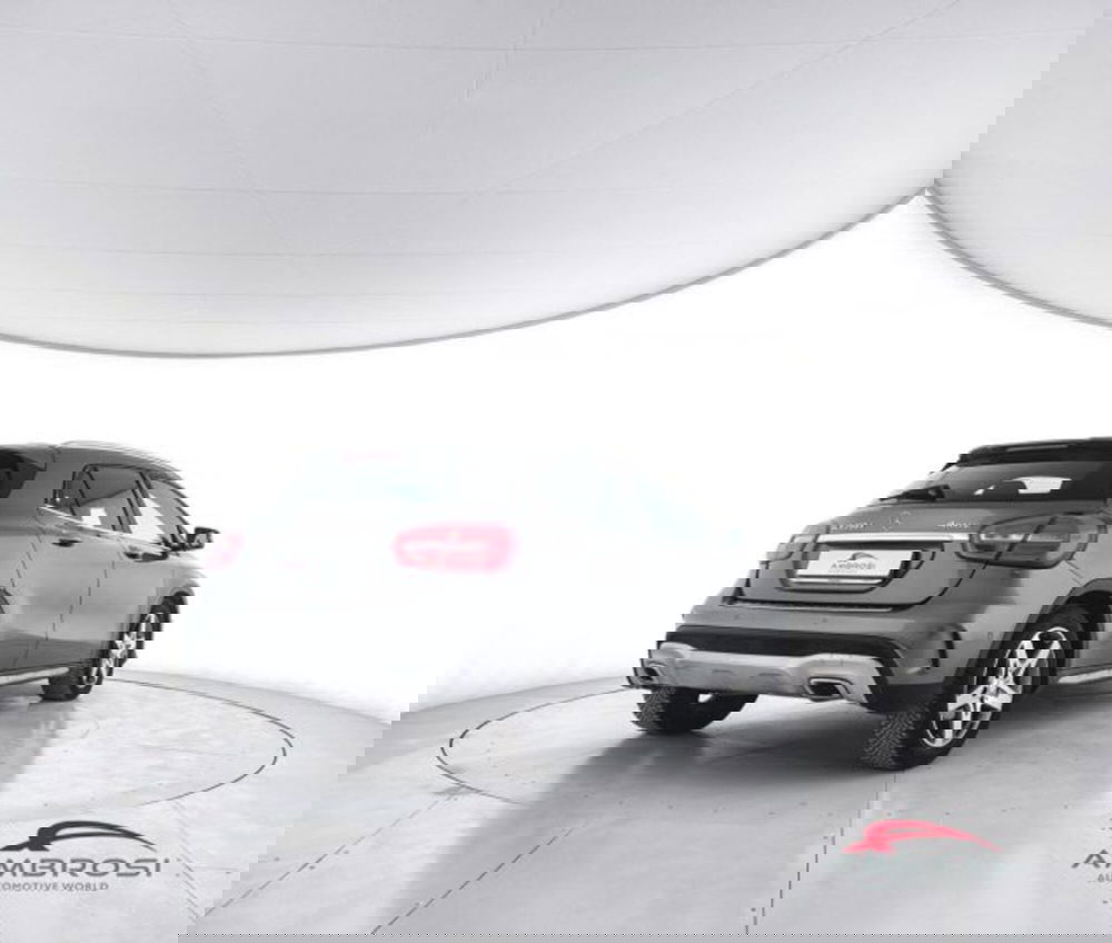 Mercedes-Benz GLA SUV usata a Perugia (3)