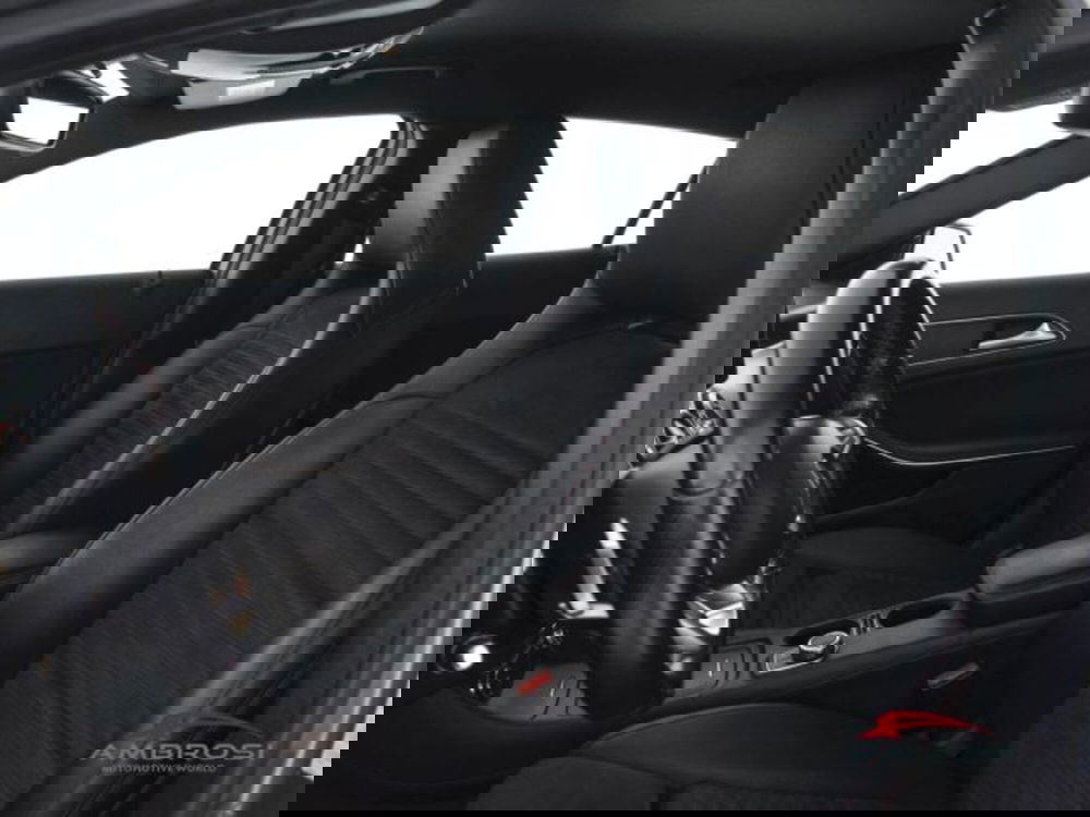 Mercedes-Benz GLA SUV usata a Perugia (9)