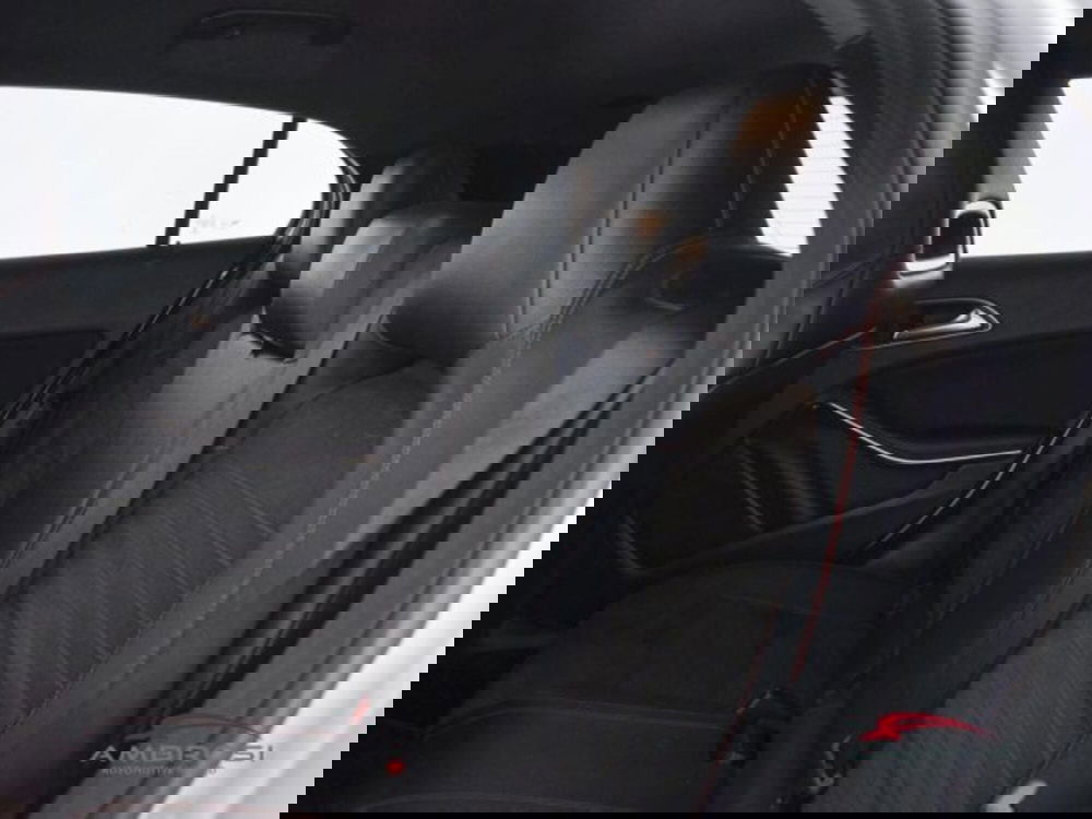 Mercedes-Benz GLA SUV usata a Perugia (10)