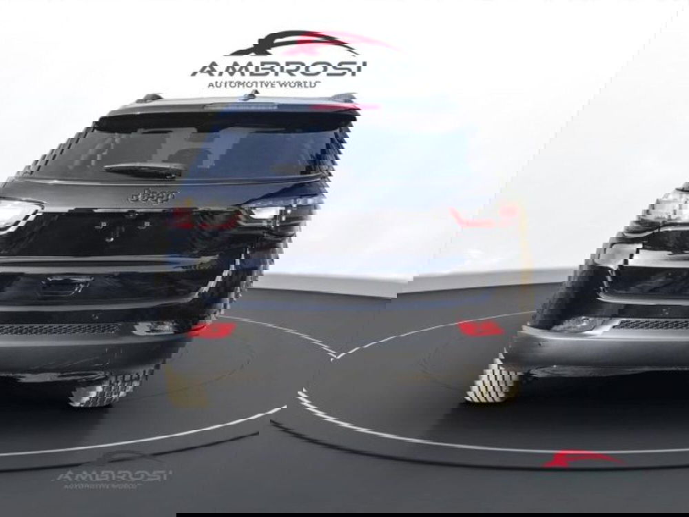 Jeep Compass nuova a Perugia (8)