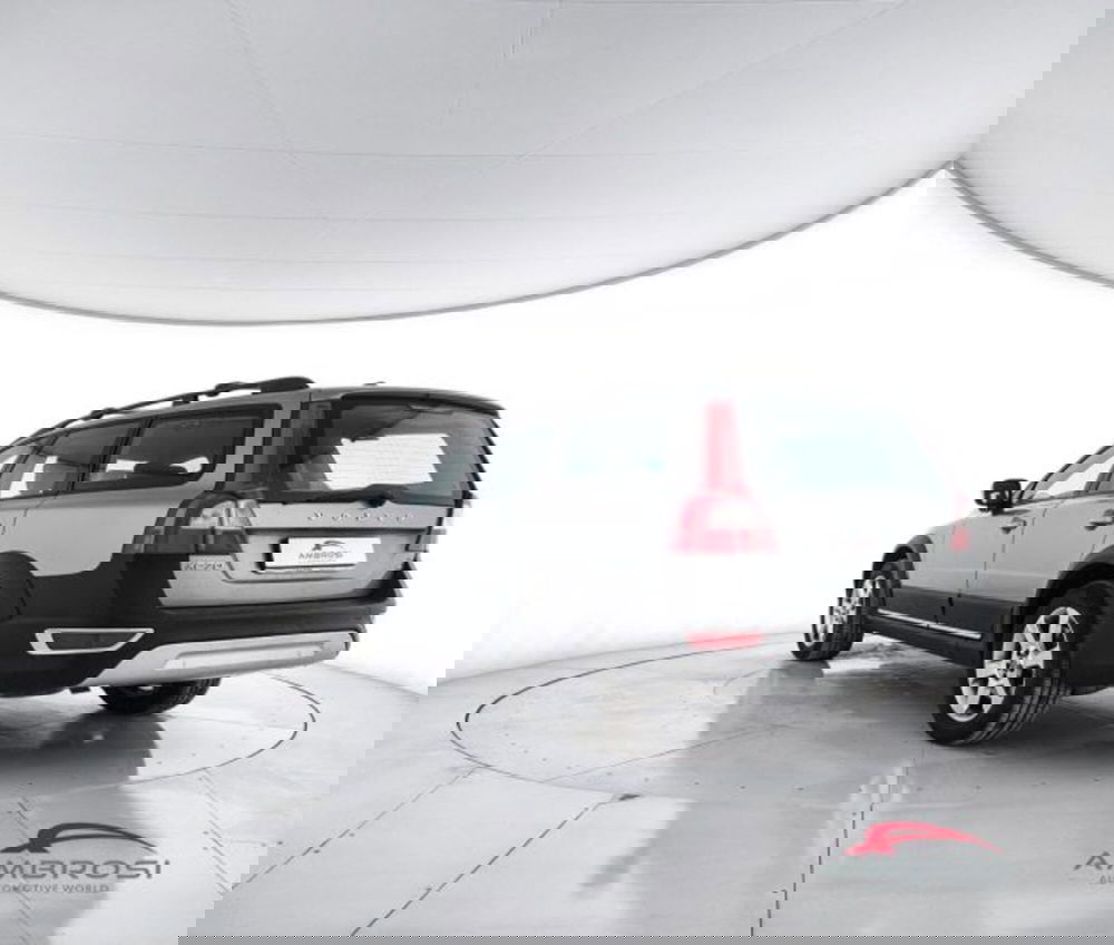 Volvo XC70 usata a Perugia (4)