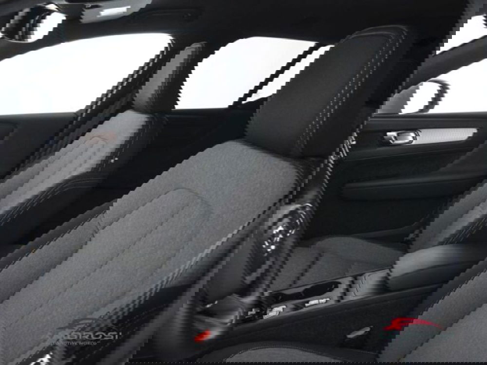 Volvo XC40 usata a Perugia (9)