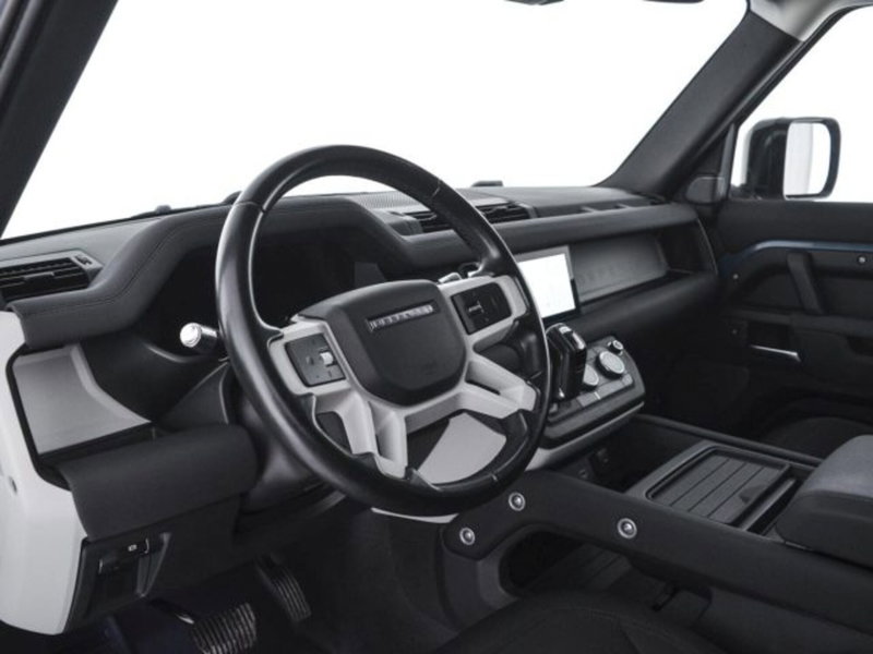 Land Rover Defender usata a Perugia (13)