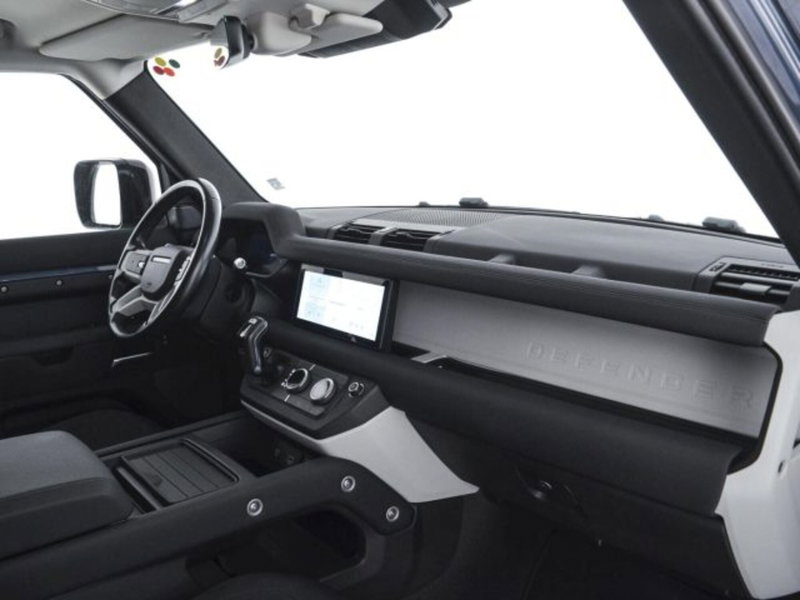 Land Rover Defender usata a Perugia (3)