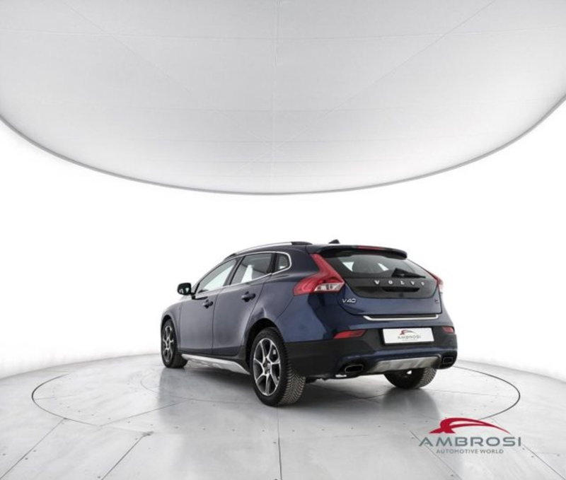 Volvo V40 Cross Country usata a Perugia (4)