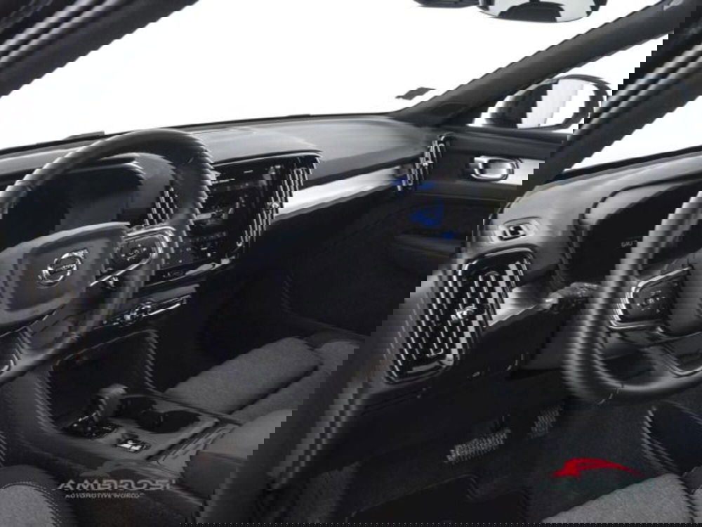 Volvo XC40 usata a Perugia (8)