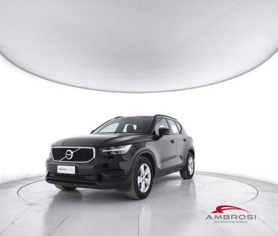 Volvo XC40 T2 Geartronic Momentum Core del 2021 usata a Corciano