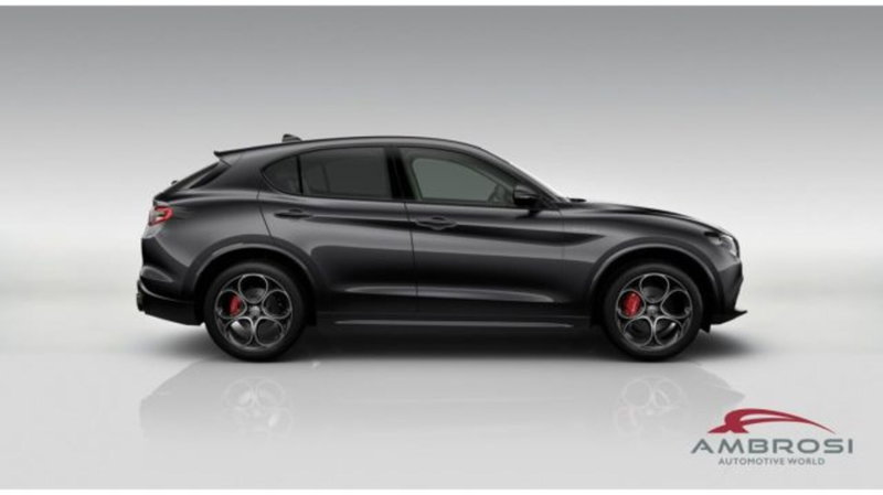Alfa Romeo Stelvio nuova a Perugia (2)