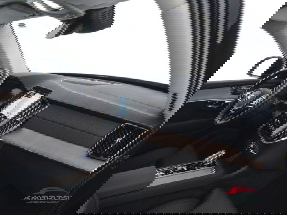 Volvo XC90 usata a Perugia (14)