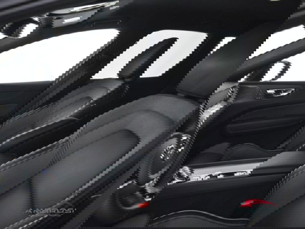 Volvo XC60 usata a Perugia (9)