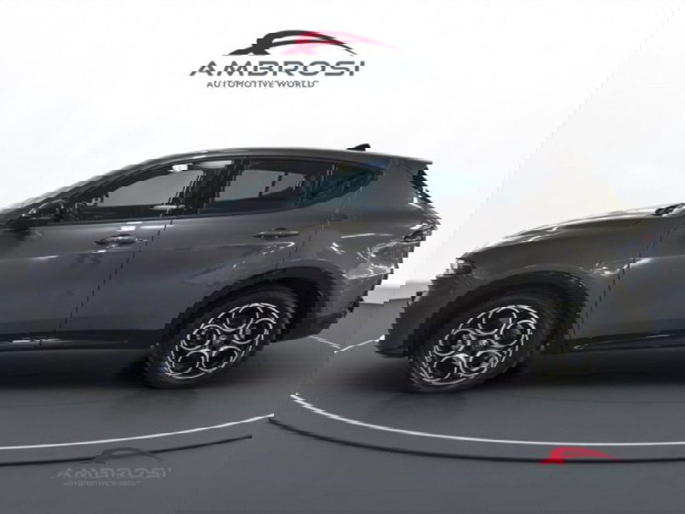 Alfa Romeo Tonale usata a Perugia (6)