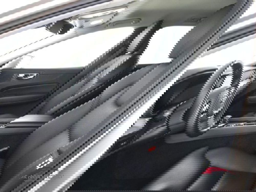 Volvo XC60 usata a Perugia (9)