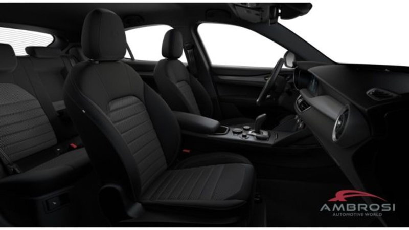 Alfa Romeo Stelvio nuova a Perugia (6)