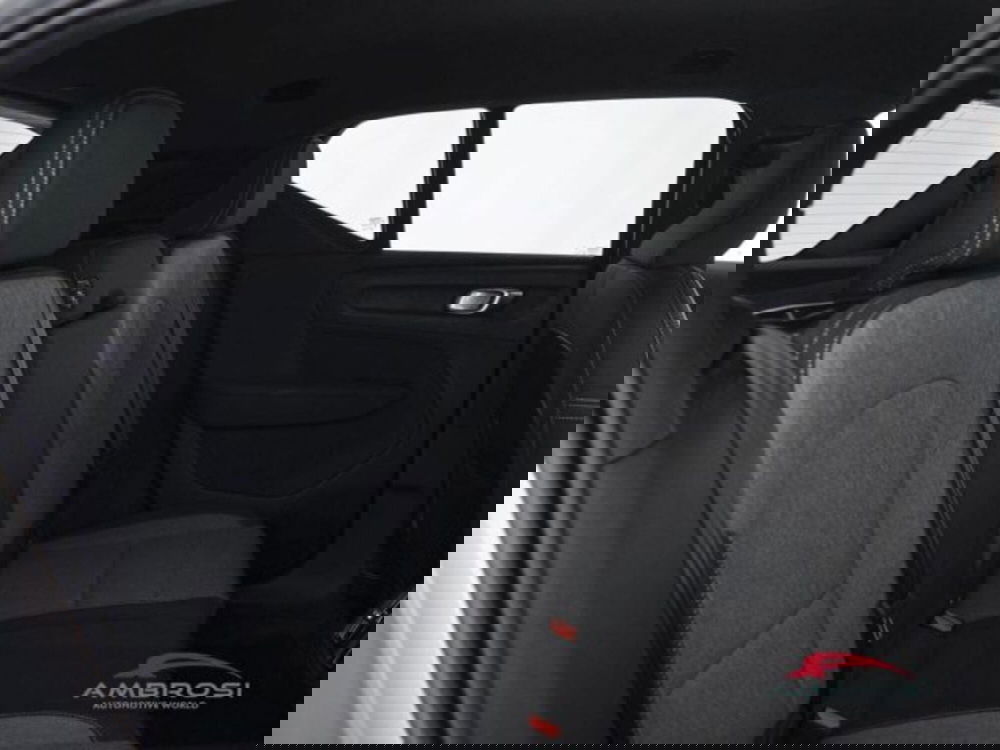 Volvo XC40 usata a Perugia (11)