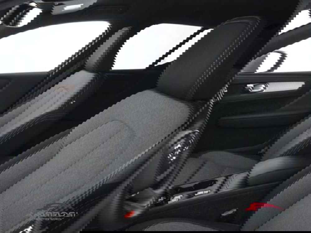Volvo XC40 usata a Perugia (9)