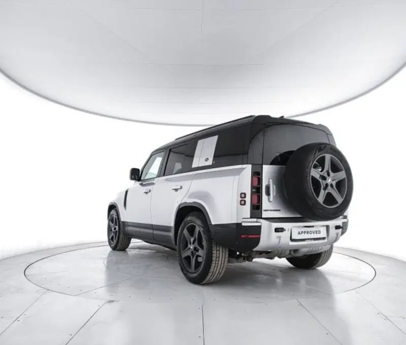 Land Rover Defender usata a Perugia (11)