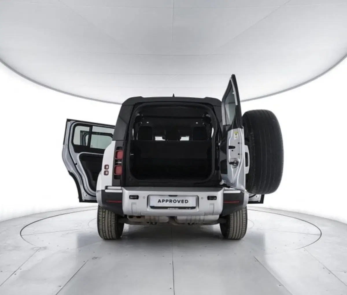 Land Rover Defender usata a Perugia (12)