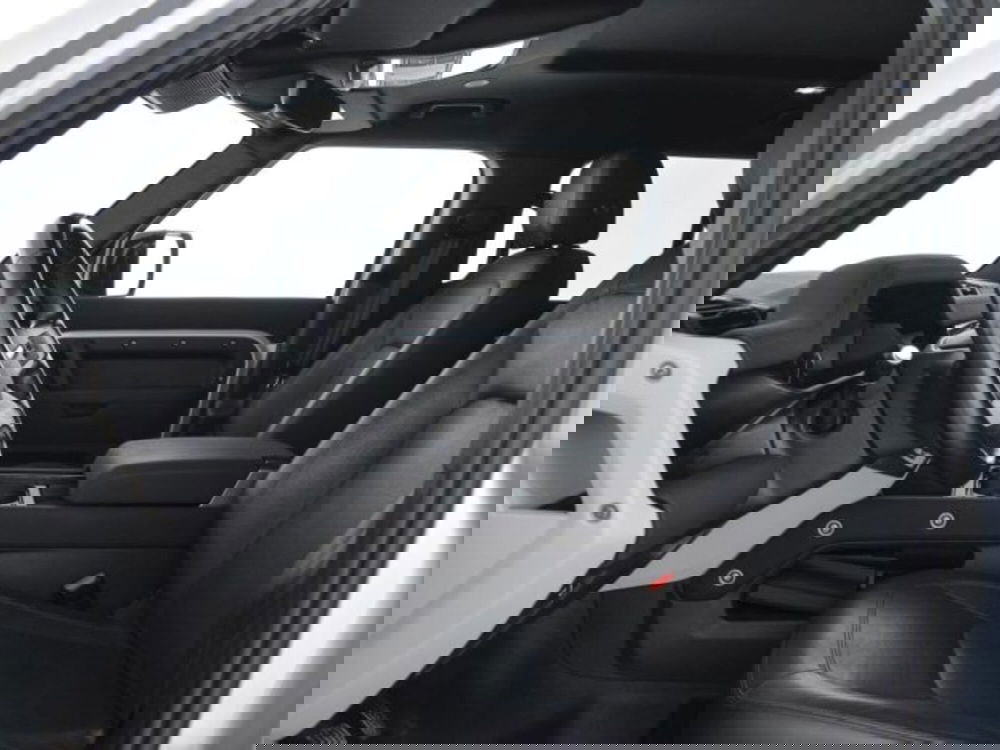 Land Rover Defender usata a Perugia (14)