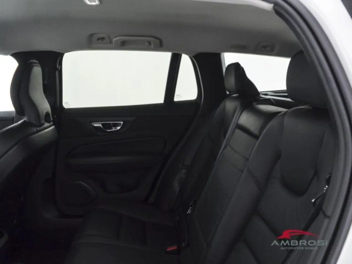 Volvo V60 usata a Perugia (10)