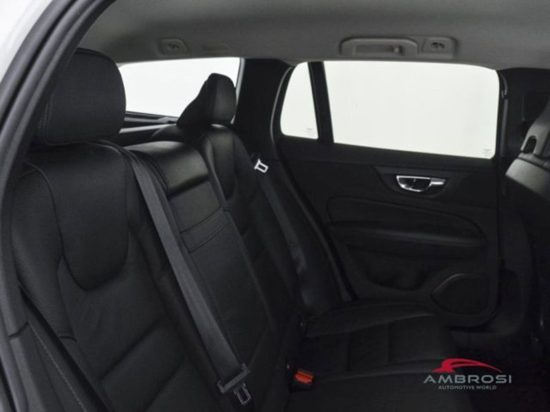 Volvo V60 usata a Perugia (11)
