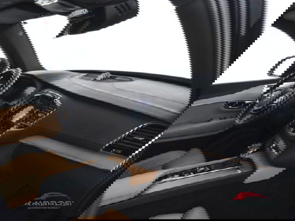 Volvo XC90 usata a Perugia (12)