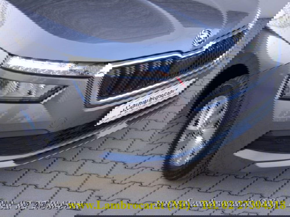 Skoda Kamiq usata a Milano (13)