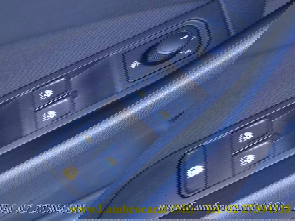 Skoda Kamiq usata a Milano (19)