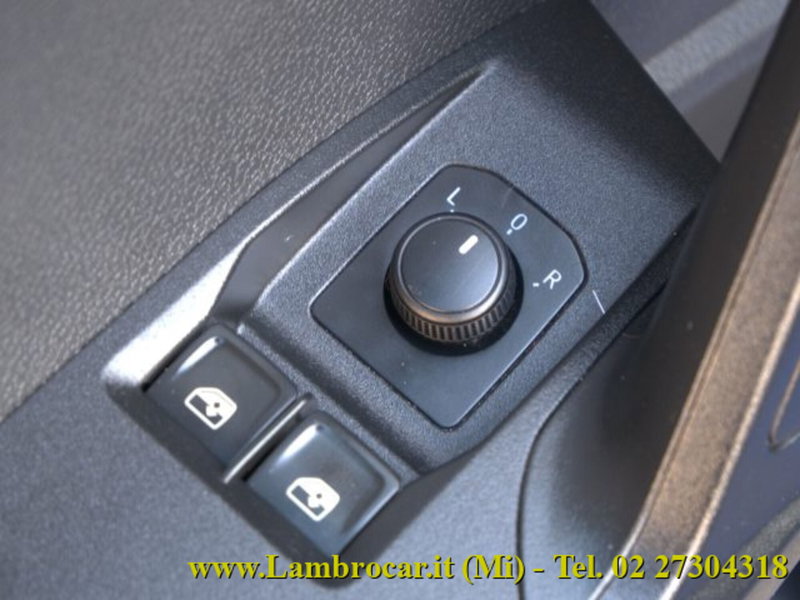 SEAT Ibiza usata a Milano (10)