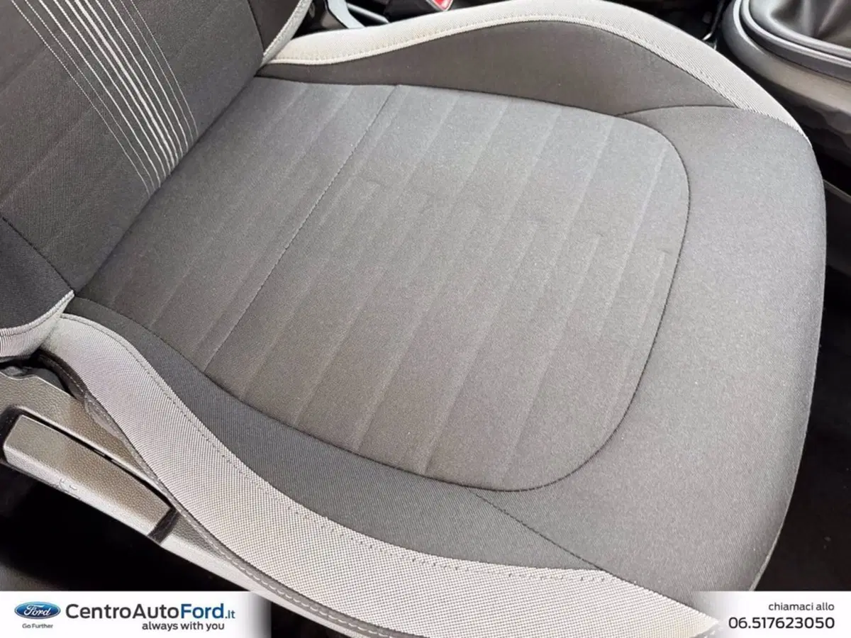 Hyundai i10 usata a Roma (8)