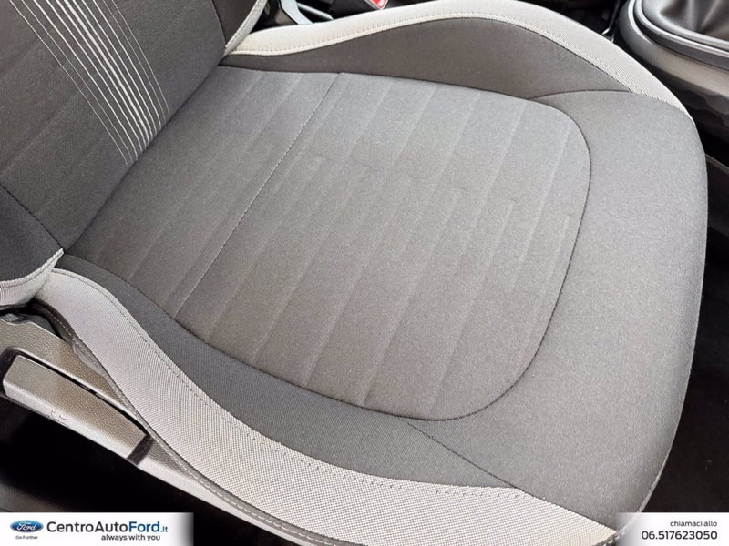 Hyundai i10 usata a Roma (8)