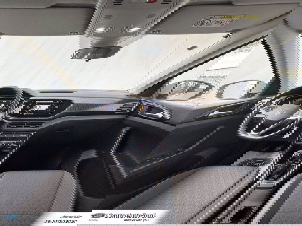 Volkswagen T-Cross usata a Roma (10)