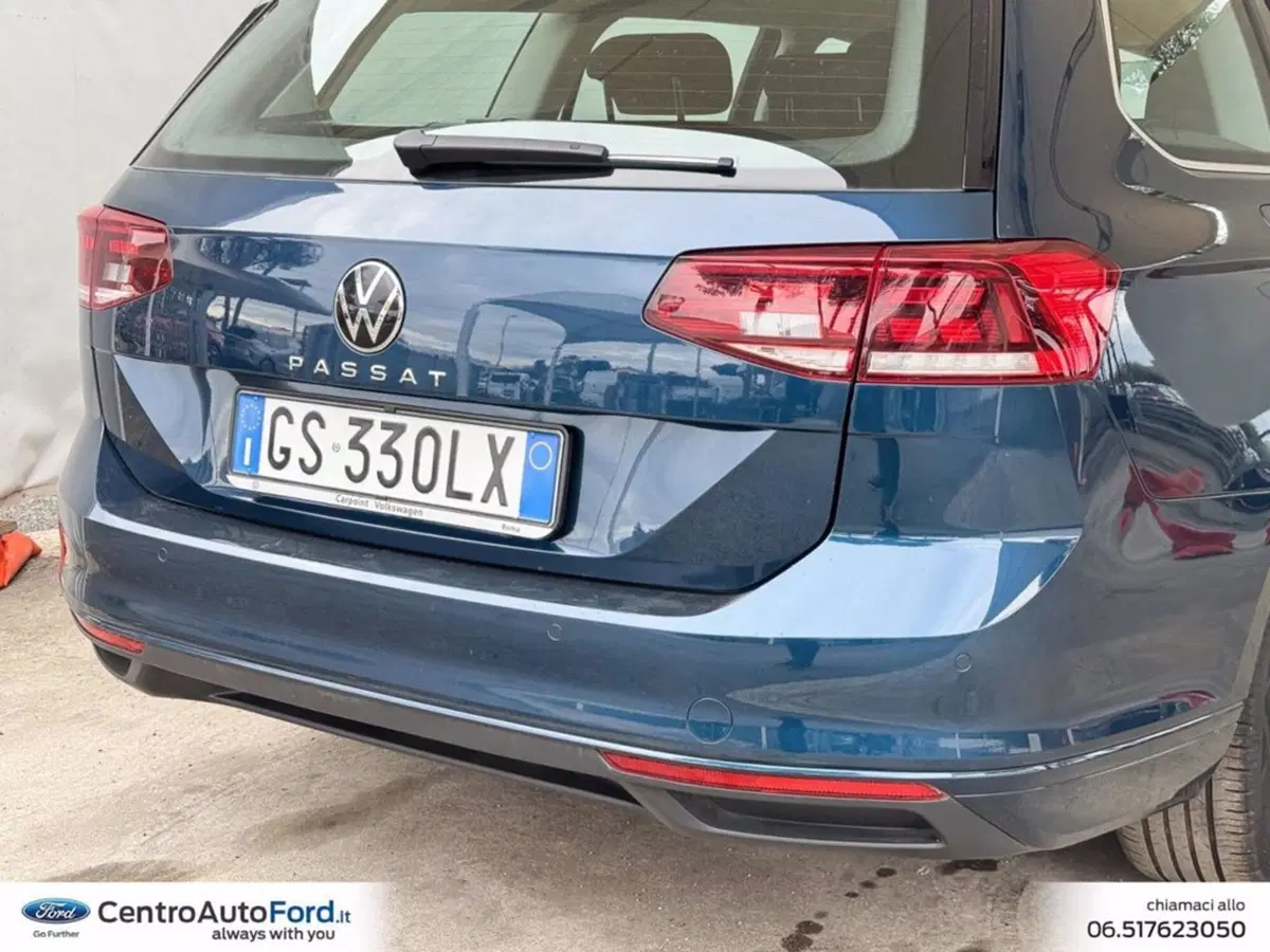 Volkswagen Passat Variant usata a Roma (18)