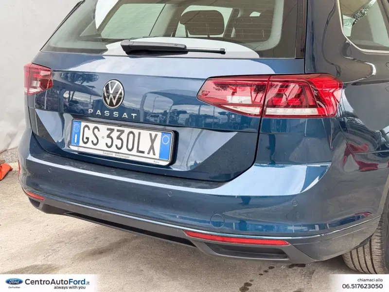 Volkswagen Passat Variant usata a Roma (18)