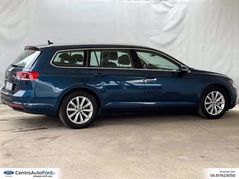 Volkswagen Passat Variant usata a Roma (5)